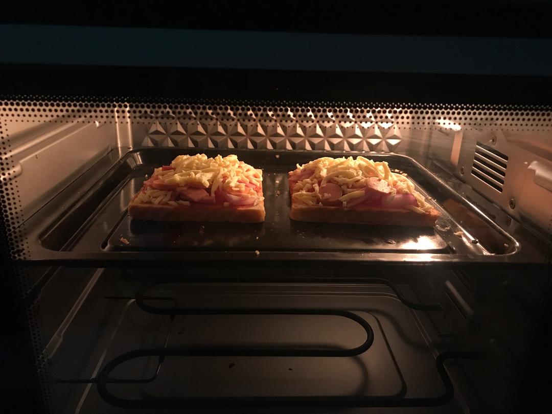 一人份吐司披萨【最好吃的披萨·快手营养早餐】