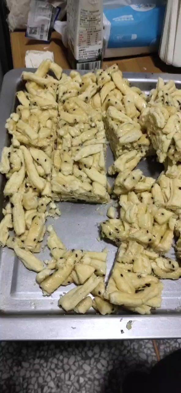 松软的鸡蛋沙琪玛