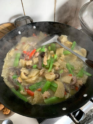 年夜饭川菜—烧三鲜、烧什锦的做法 步骤1