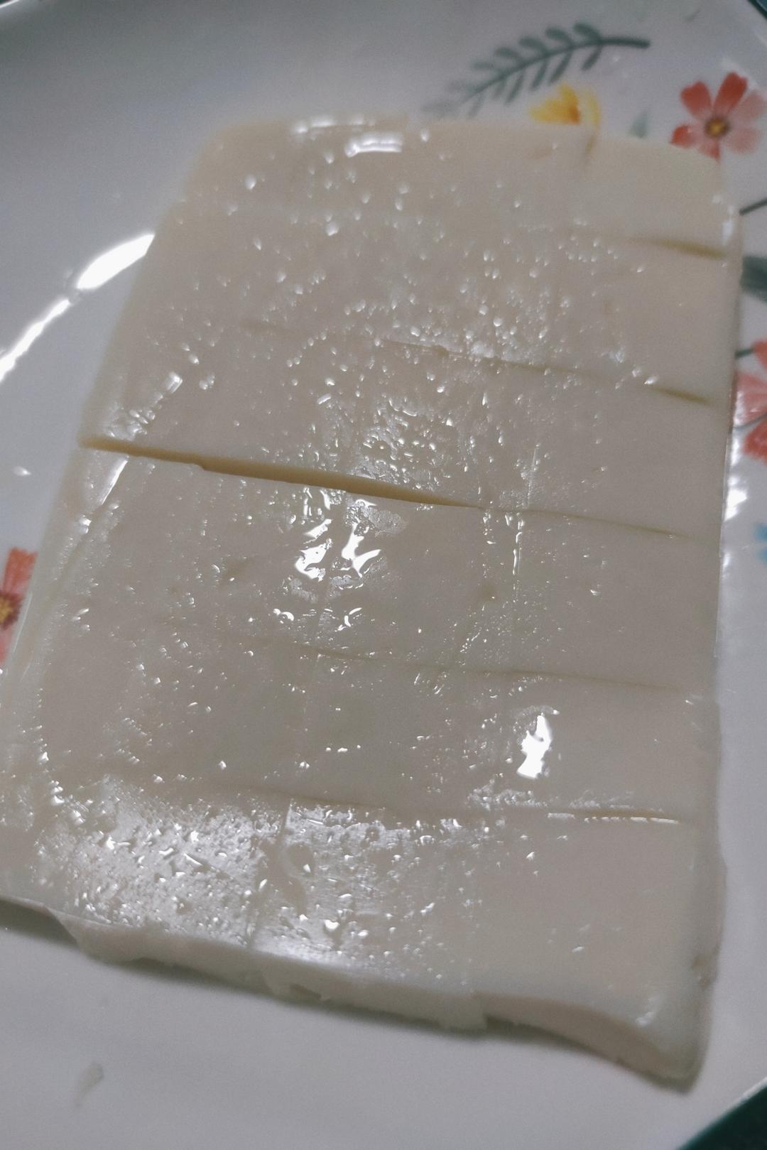 太棒啦！1个方子，做出2道口味一流的甜品！——椰奶小方&炸鲜奶