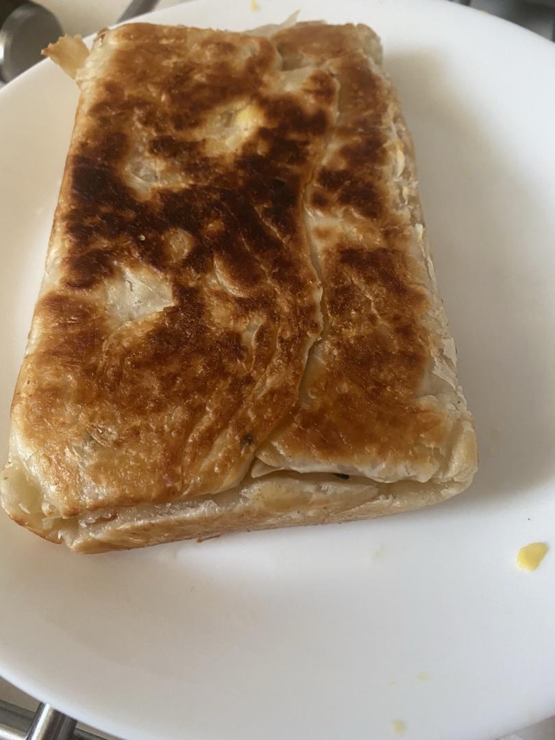 5分钟就能搞定的手抓饼早餐，酥到掉渣～