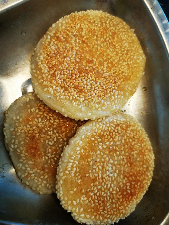 芝麻糯米饼