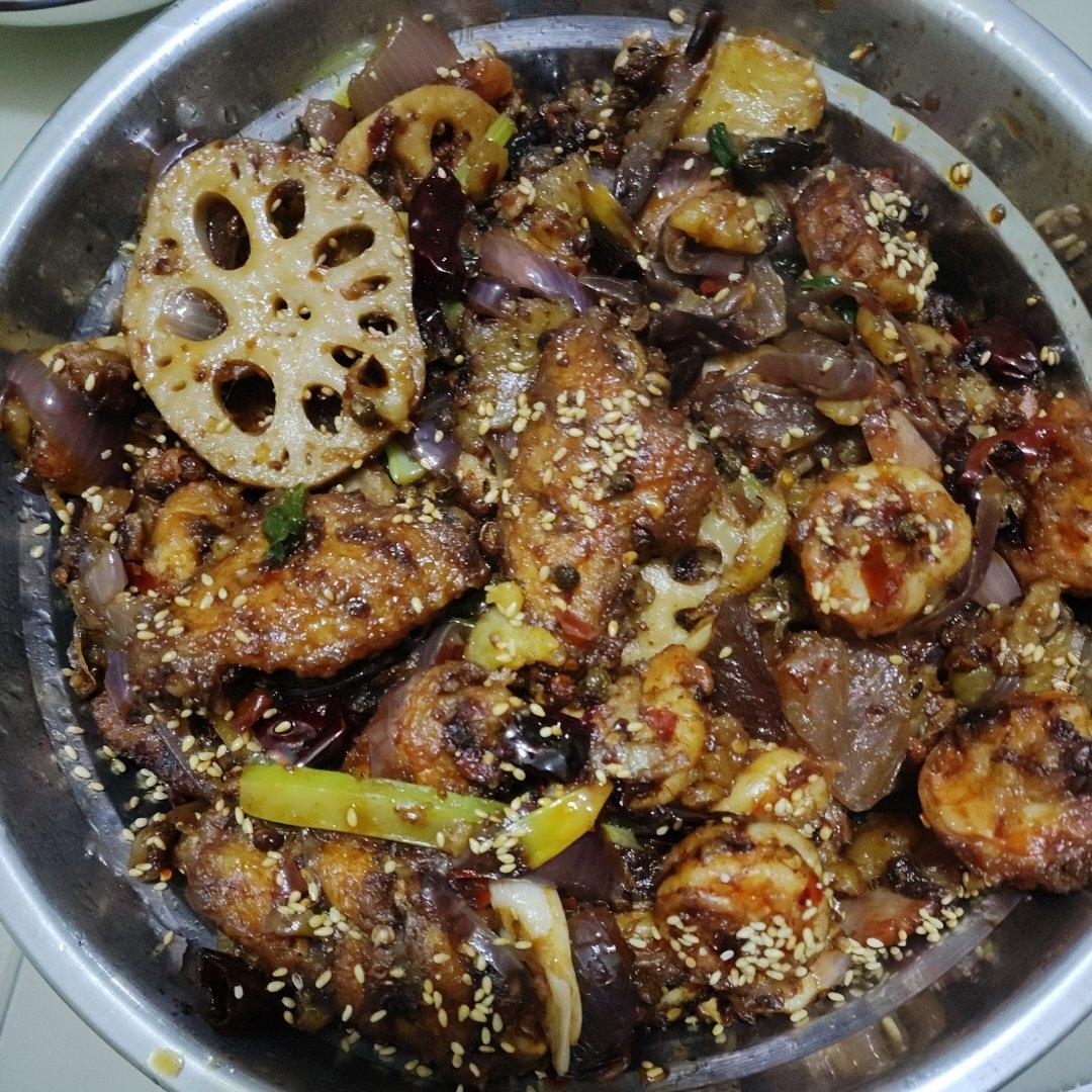 干锅鸡翅香辣虾🍤