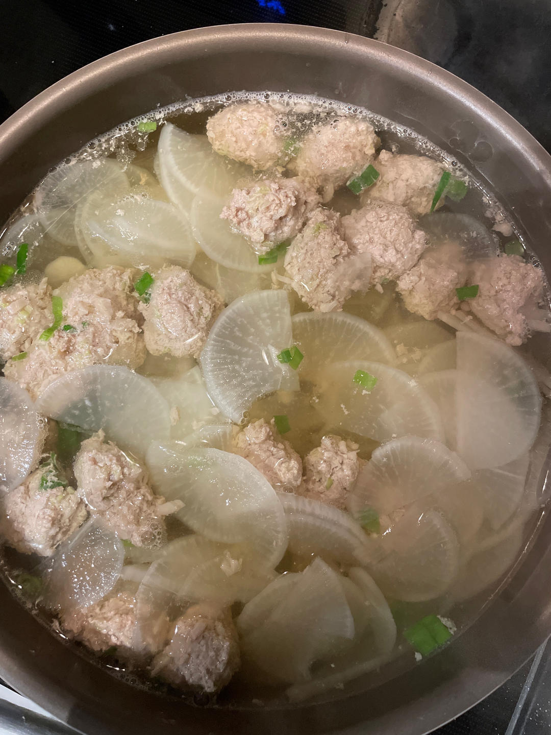 萝卜丸子汤