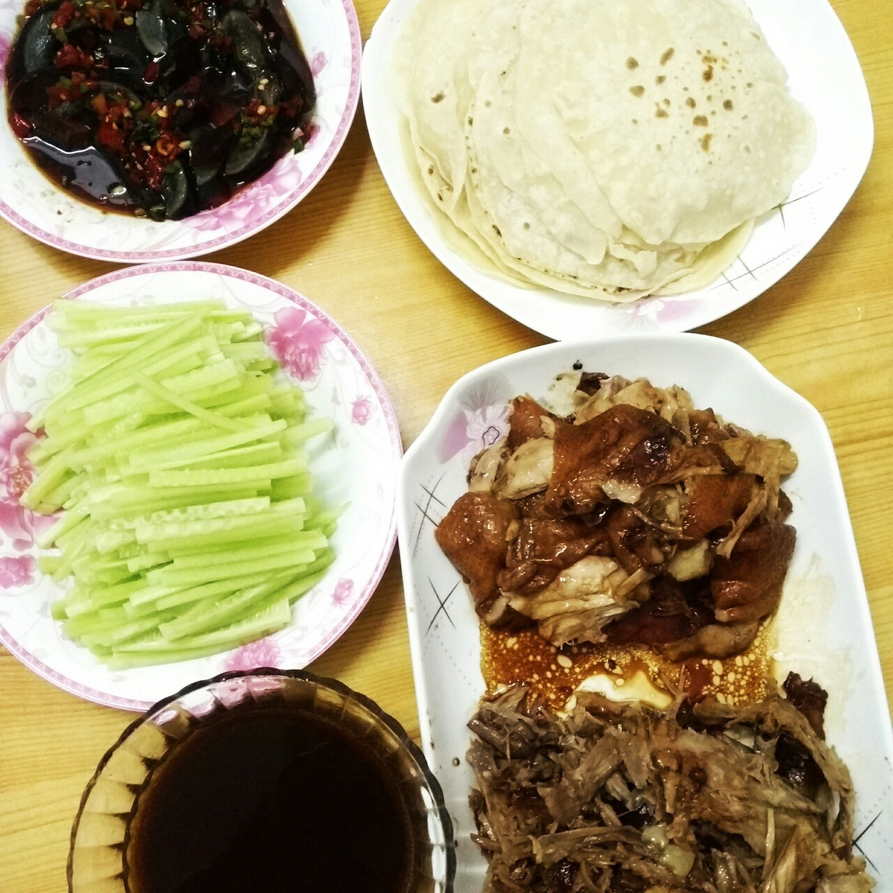 江南卤鸭
