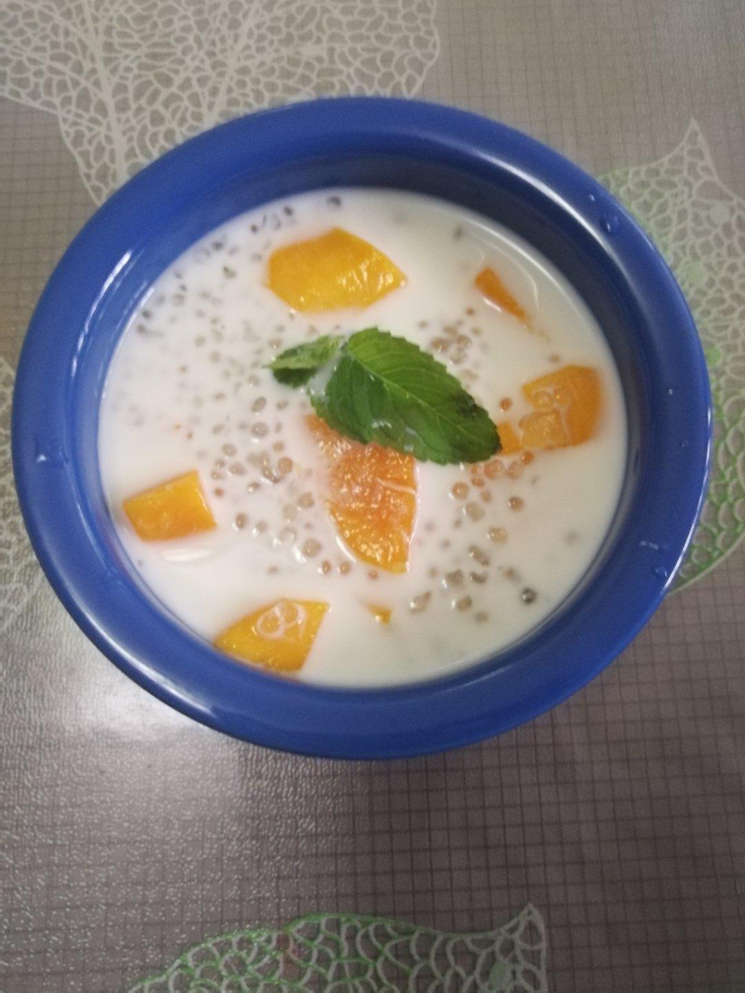 芒果椰汁西米露