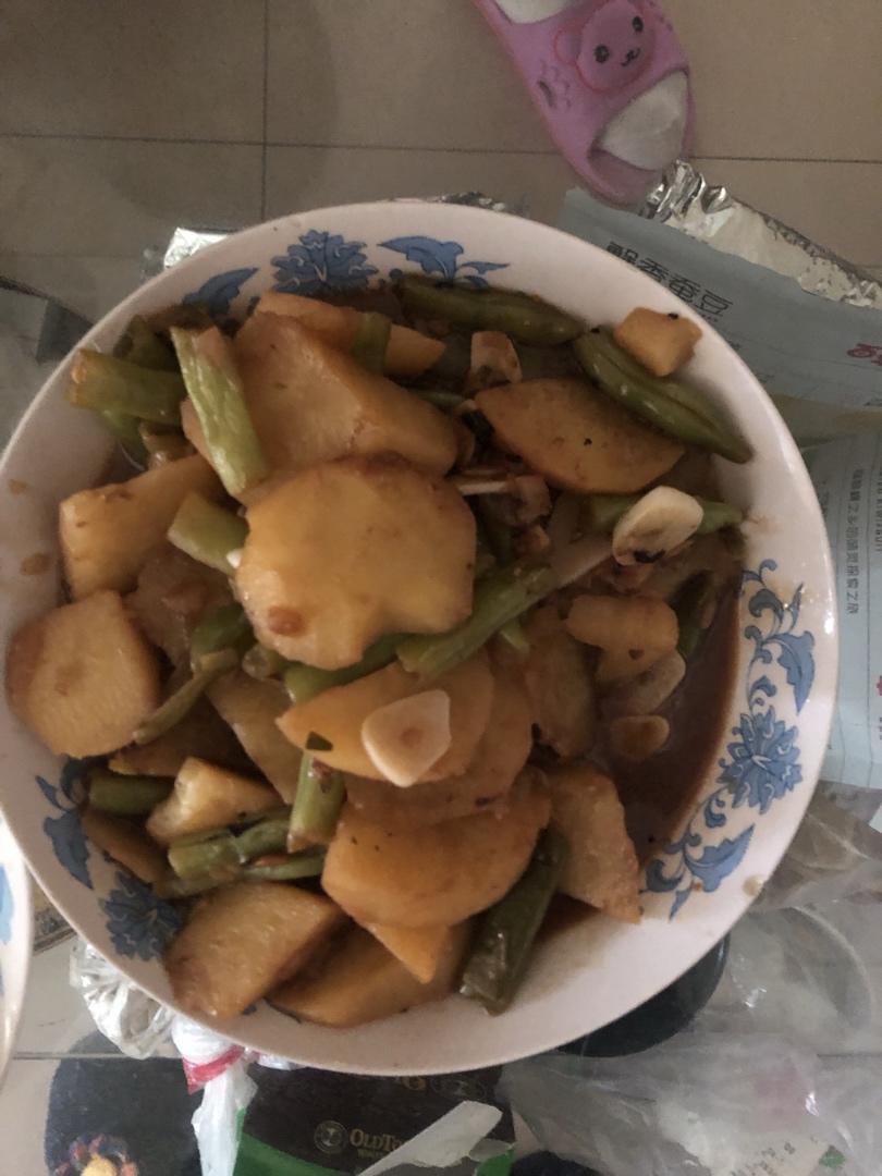 土豆炖豆角