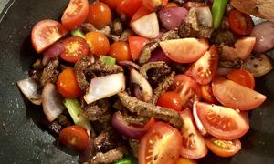 返寻味番茄(土豆)炖牛肉的做法 步骤6