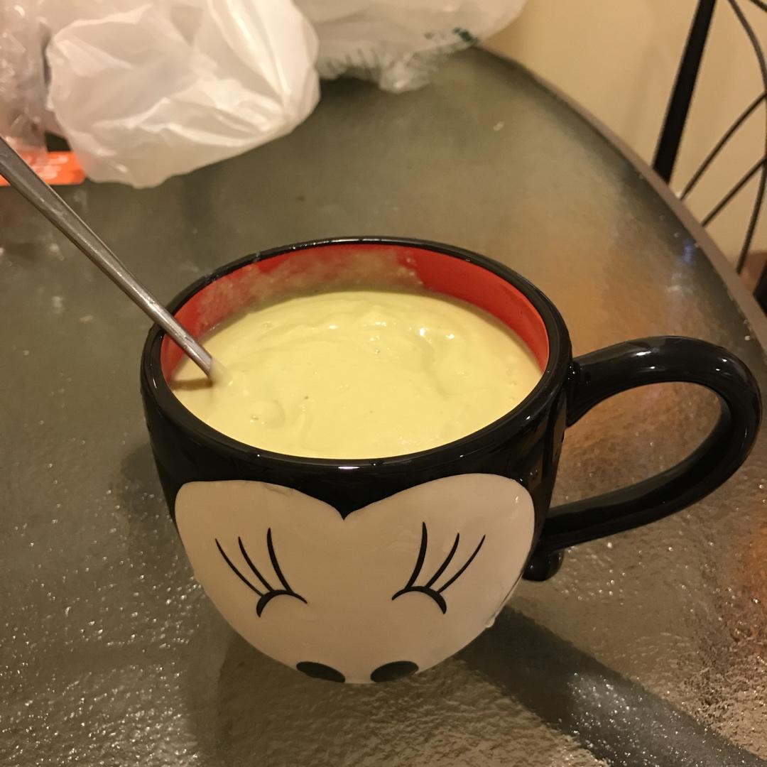 牛油果奶昔