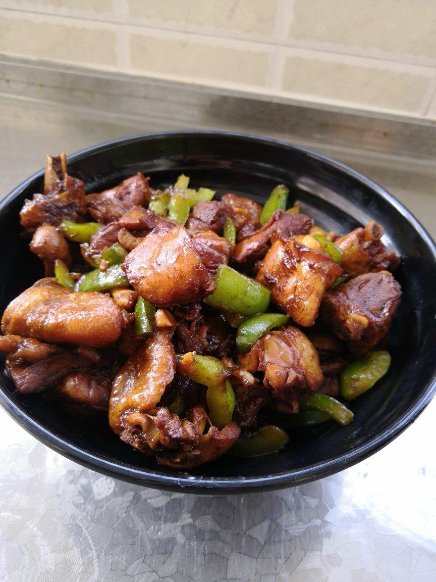 美味炒鸡块