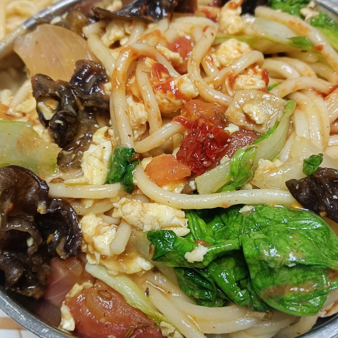 新疆炒拉条子