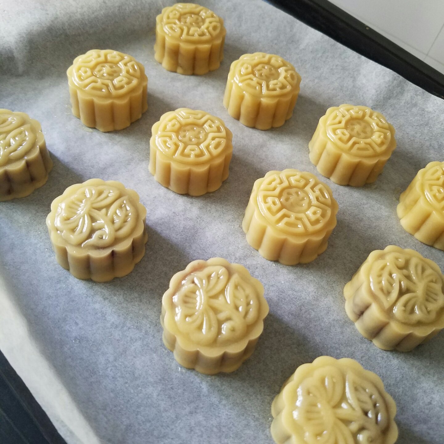 广式月饼——蛋黄莲蓉月饼