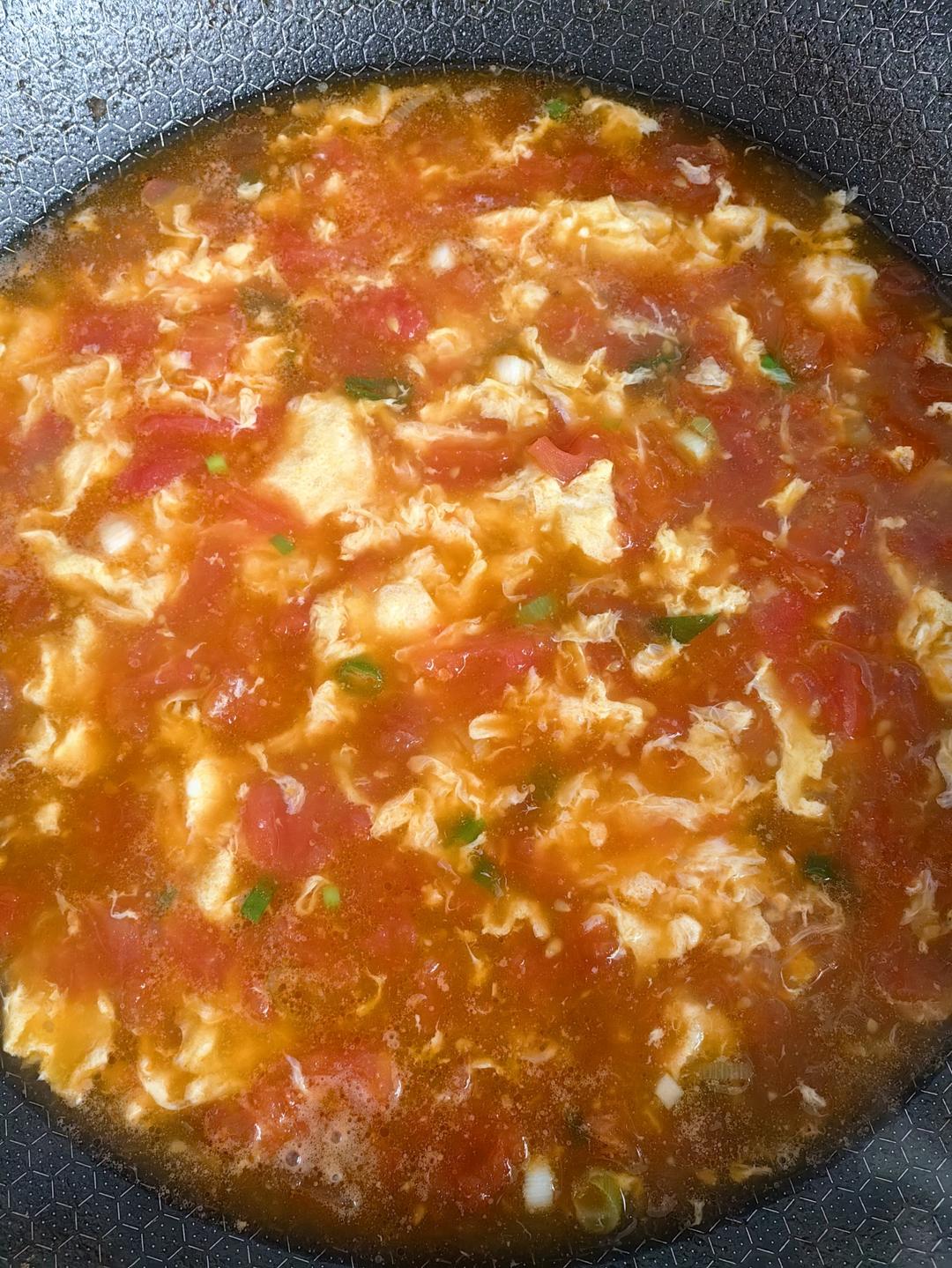 【跟我做不会错】简单又好喝的西红柿鸡蛋汤，家常又营养哦