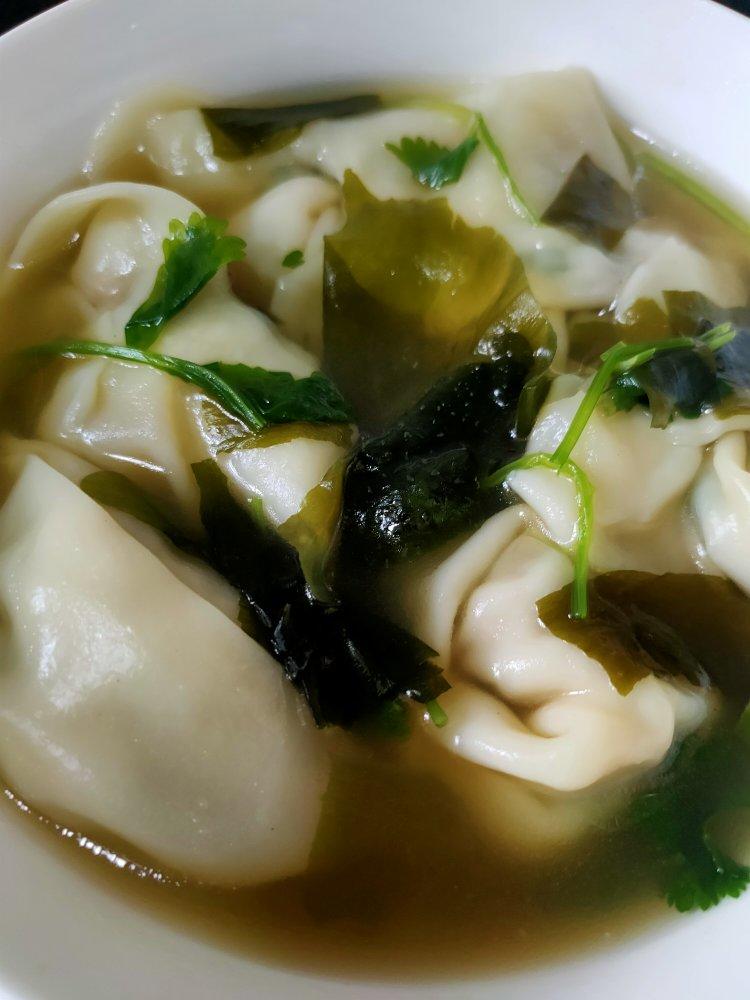 三鲜小馄饨