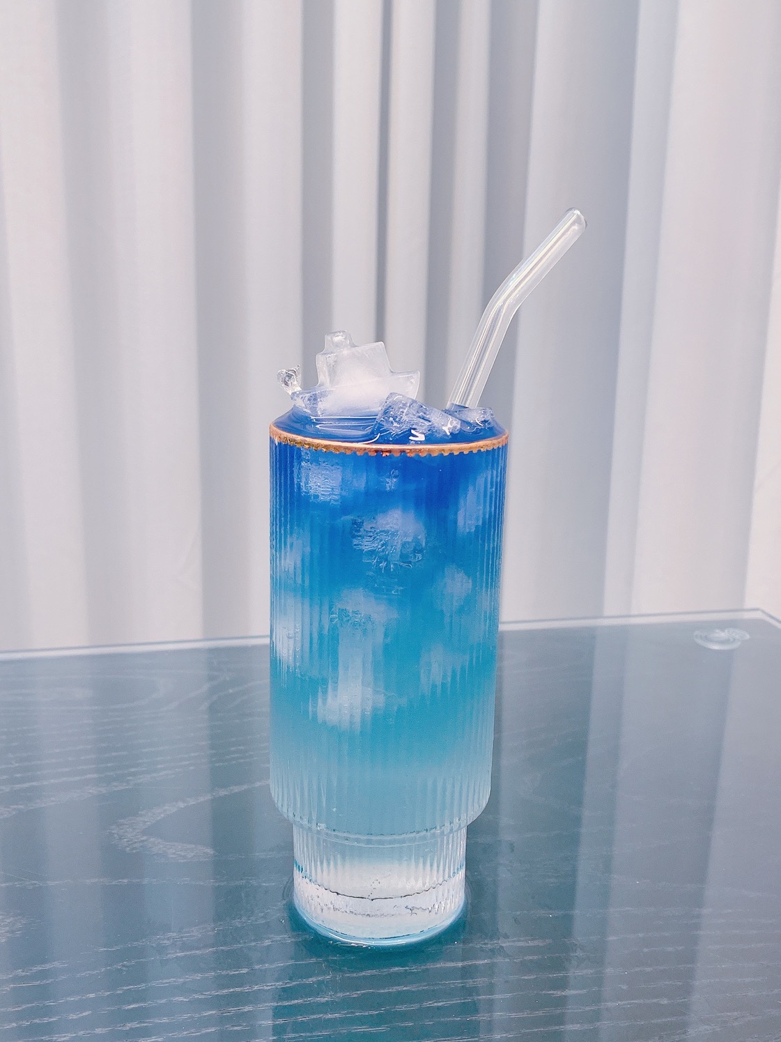 【沐沐酱下厨札记】蓝色大海椰青汁的做法