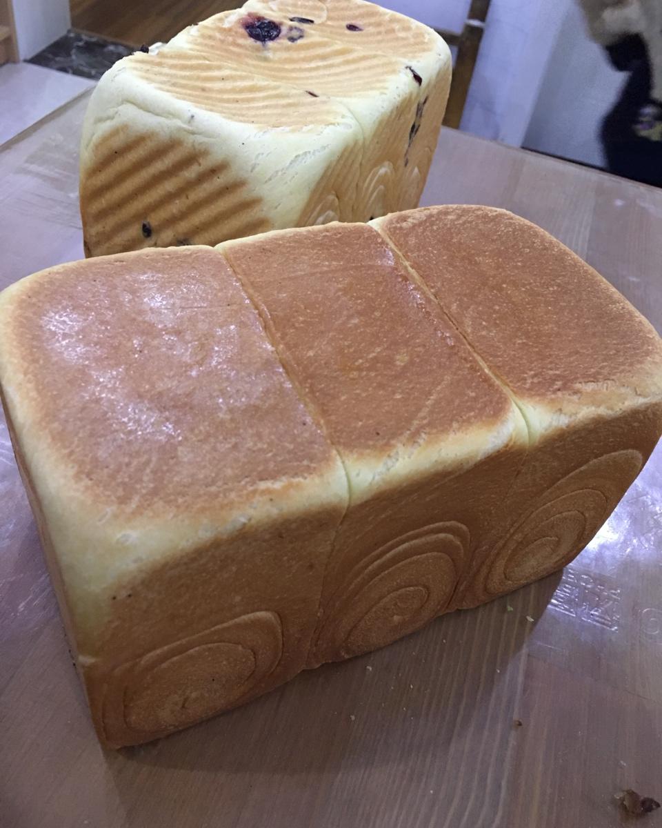 纯奶手撕吐司