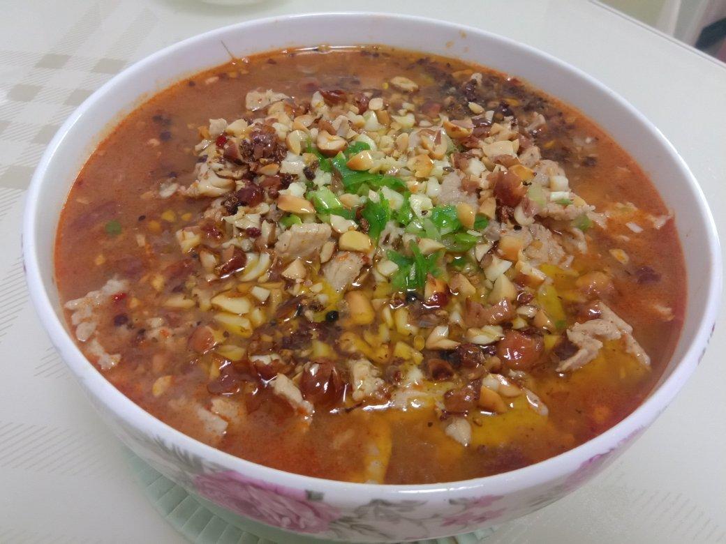 厨师长教你：“水煮肉片”的正宗做法，这味道真的很四川