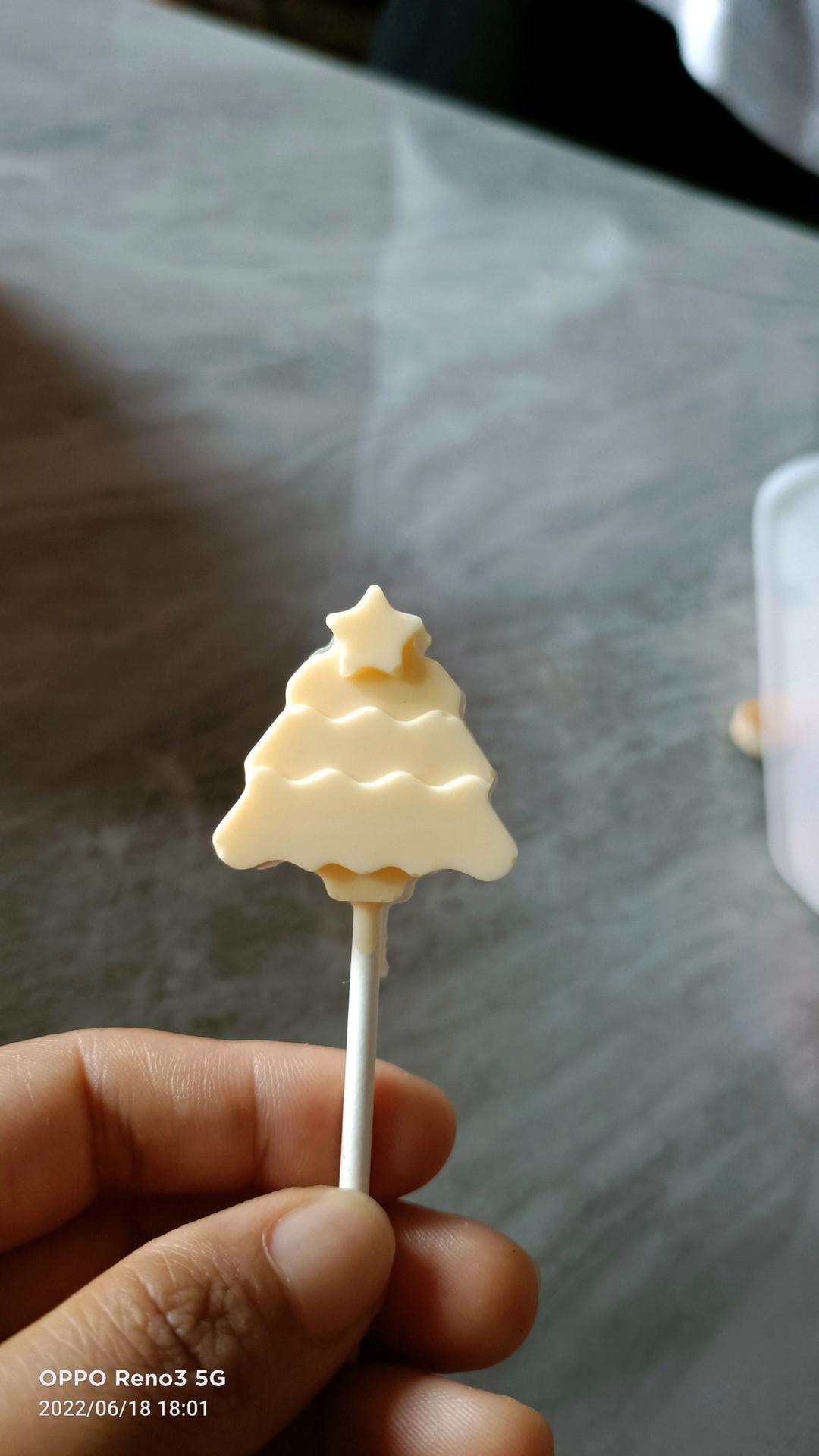 奶酪棒（秒杀市面上的妙可蓝多、女儿每天至少吃两支）