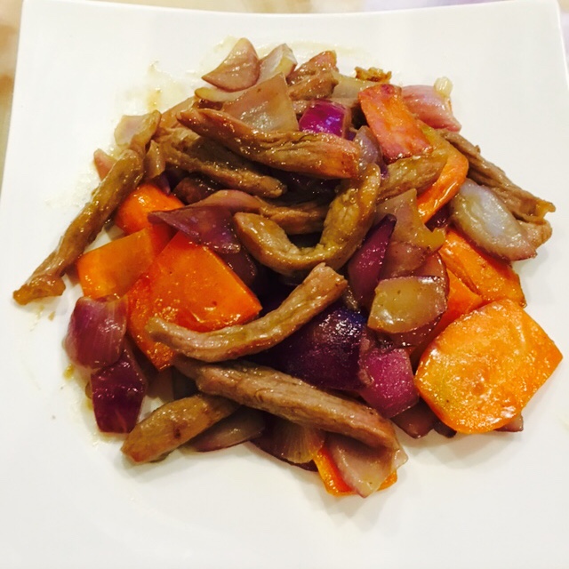 洋葱炒牛肉