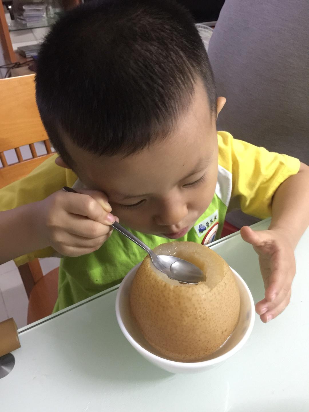 冰糖川贝炖雪梨的做法