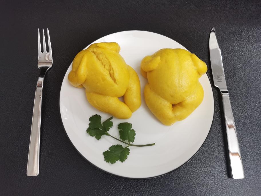 三黄鸡南瓜馒头