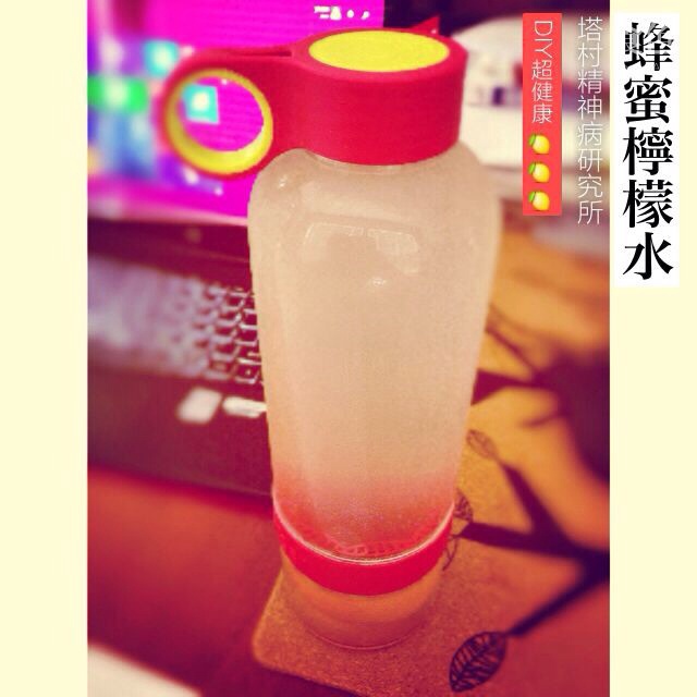蜂蜜柠檬水