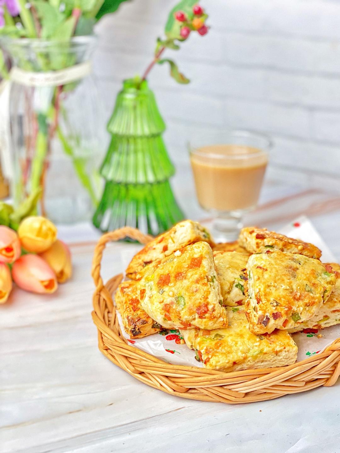 咸香松软的香葱芝士火腿司康的做法