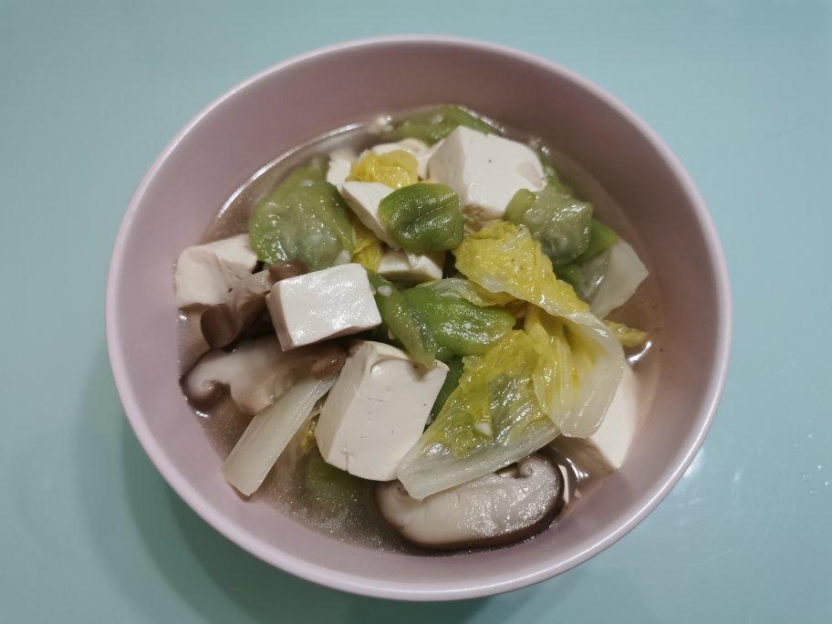 丝瓜豆腐汤