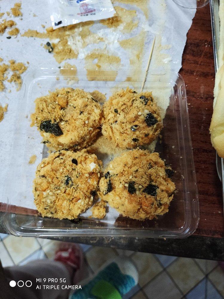 美味海苔肉松小贝