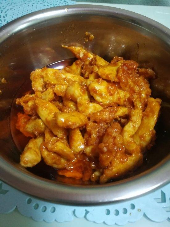 酸甜可口的糖醋里脊(鸡胸肉版)