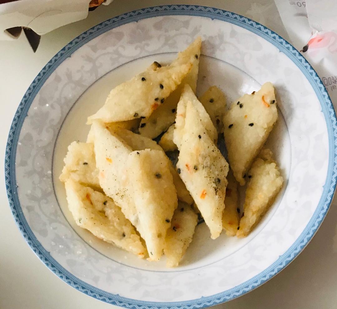 米饭蛋饼（剩米饭煎蛋饼）