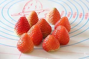草莓大福的做法 步骤5
