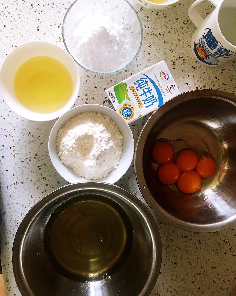 纸杯蛋糕 8寸戚风蛋糕的量