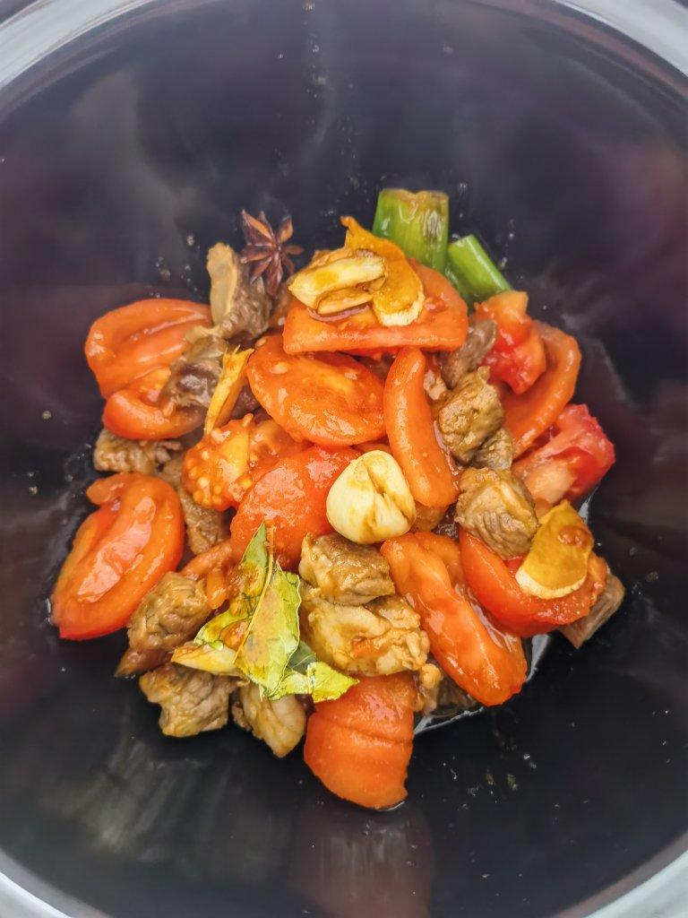红枣银耳莲子羹