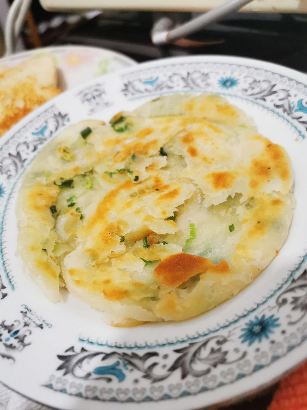 葱油饼（附外酥里嫩的技巧）