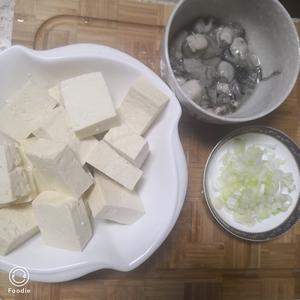 蛎蝗烧豆腐的做法 步骤1