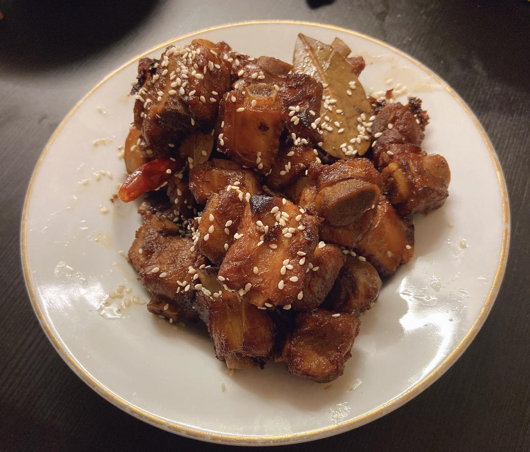 最简单最好吃的红烧排骨