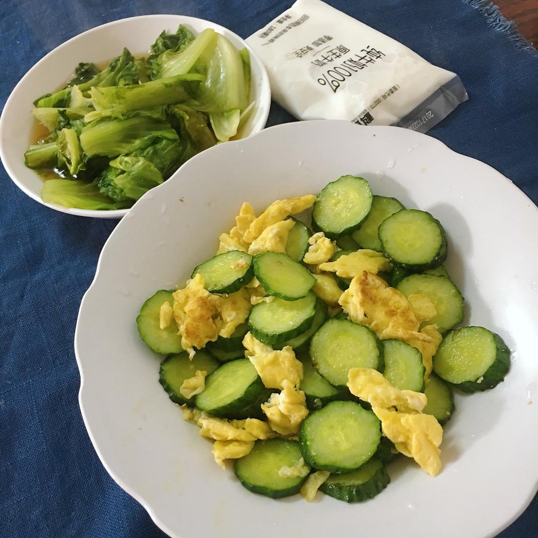 黄瓜炒鸡蛋
