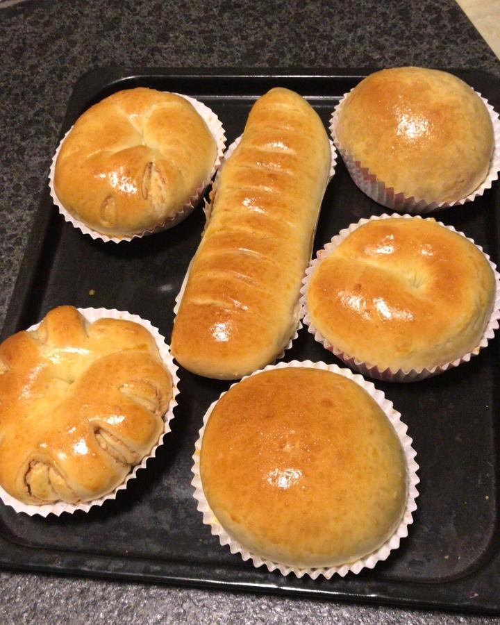 软软萌萌的紫米小面包