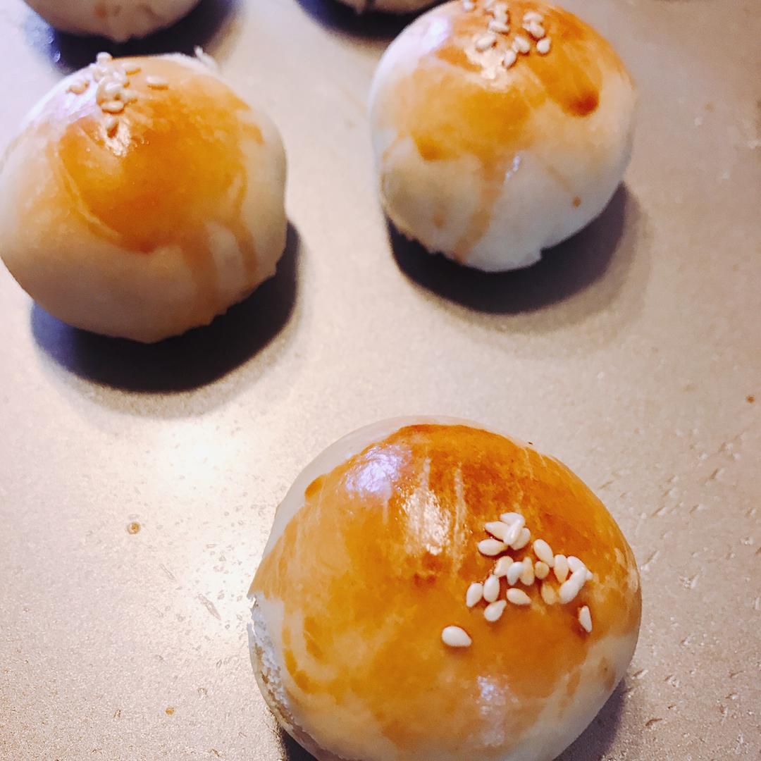 蛋黄酥