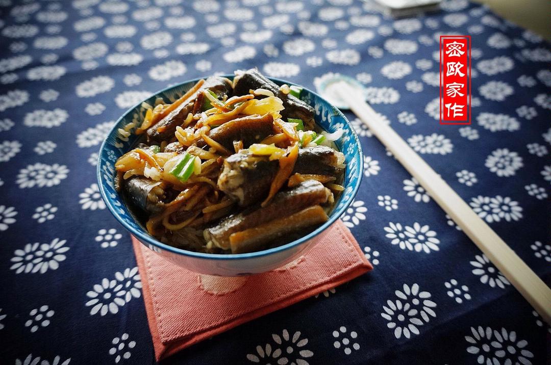 陈皮黄鳝飘香煲仔饭的做法
