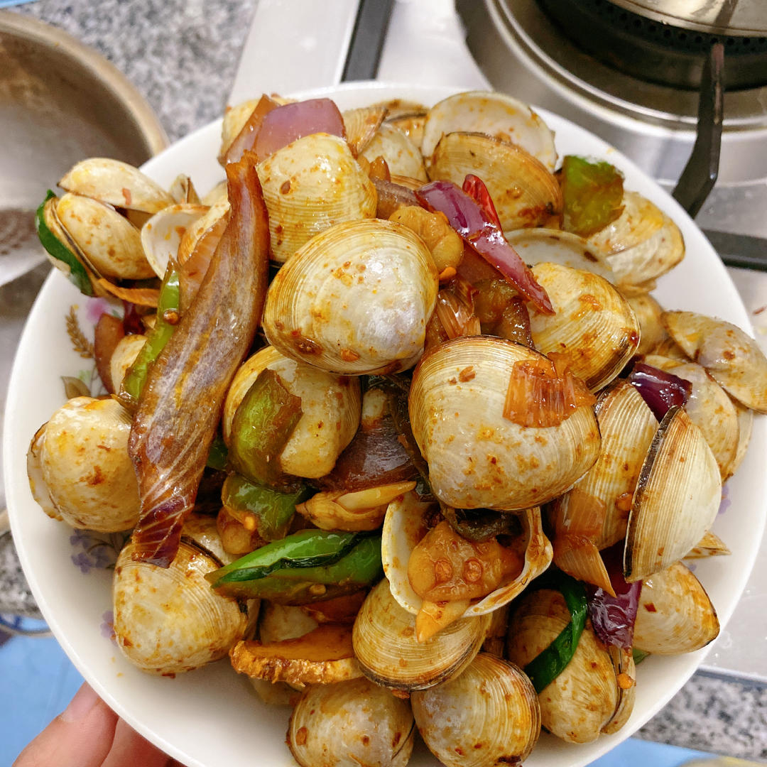 青红椒辣炒花蛤蜊