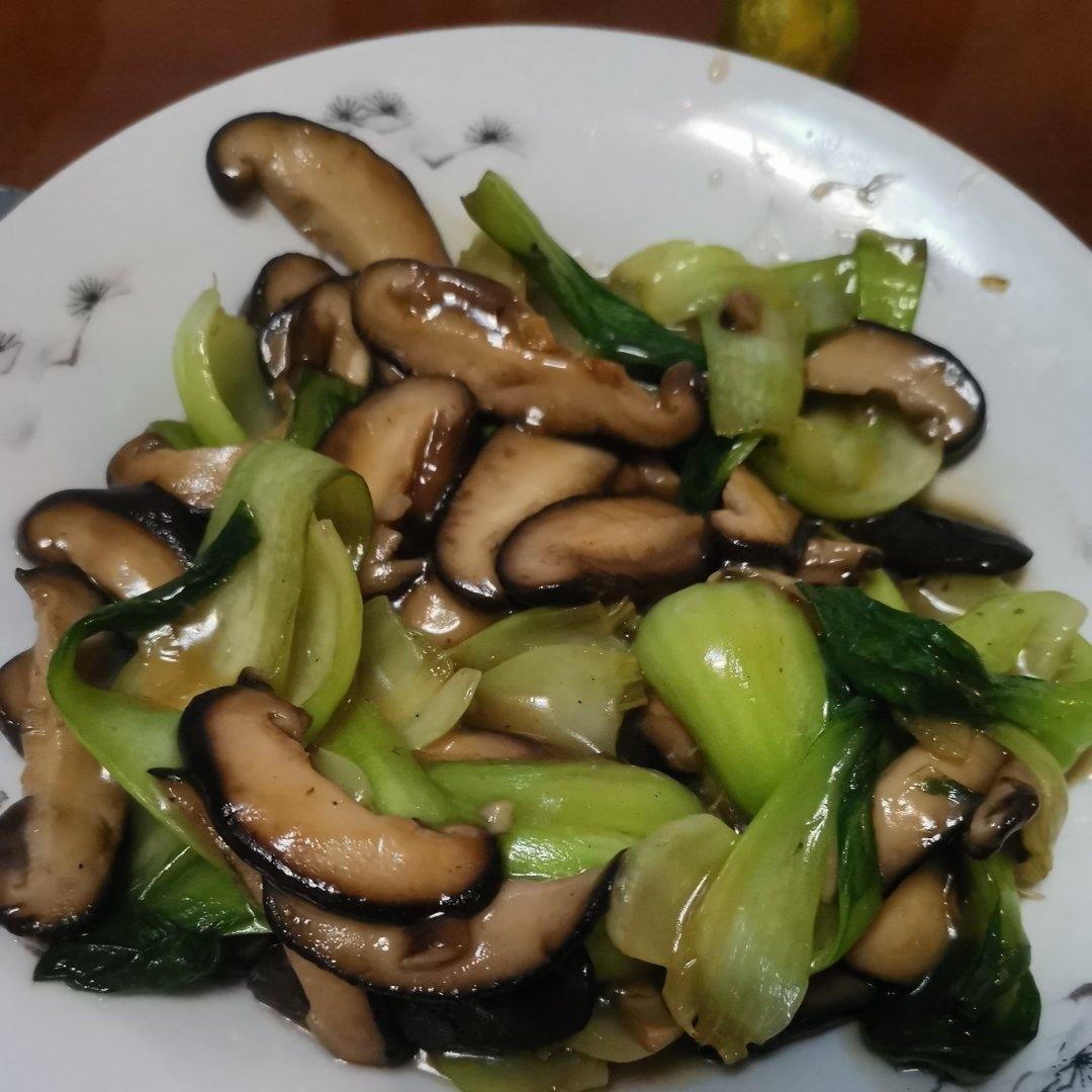 香菇油菜（简单快手）