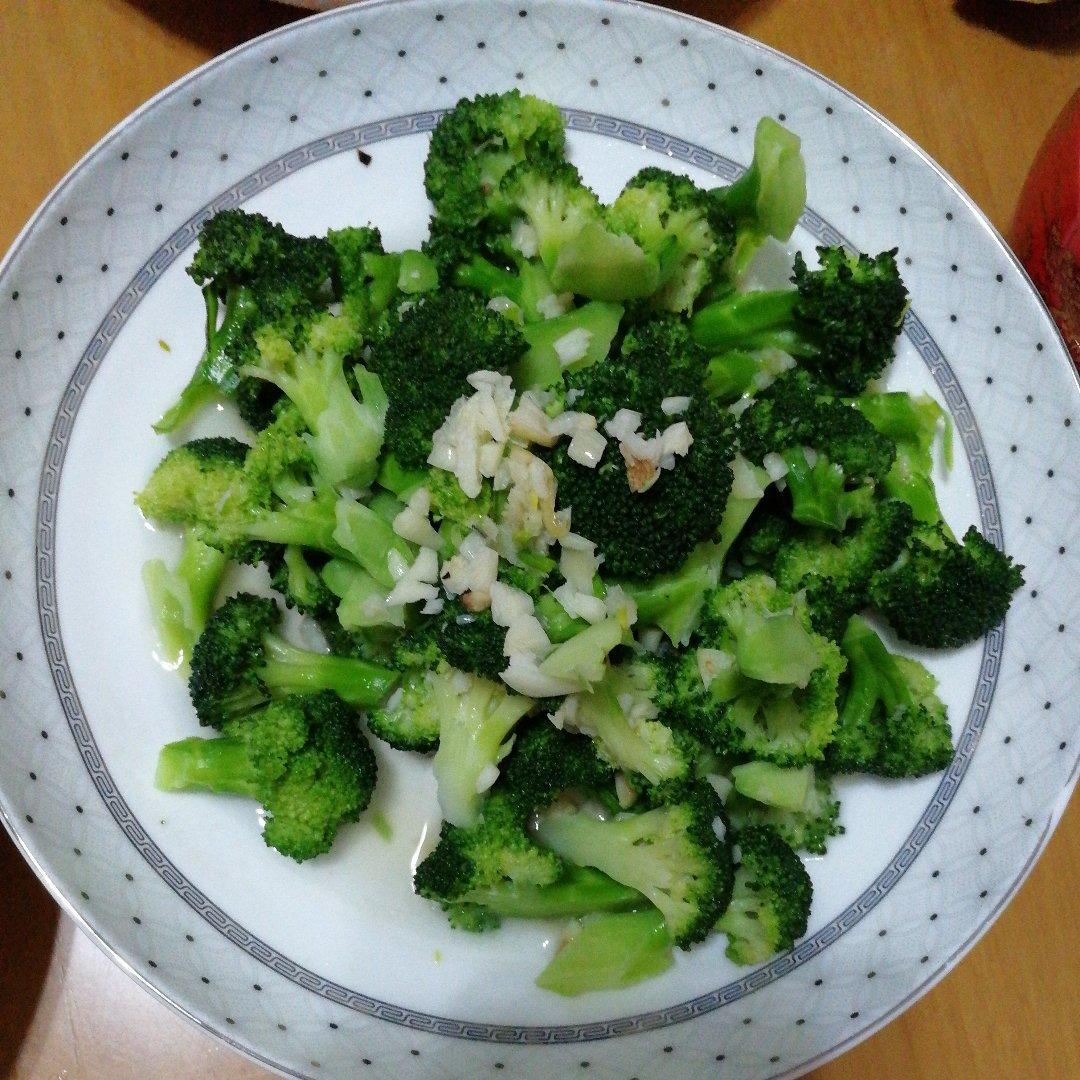 蒜蓉西兰花