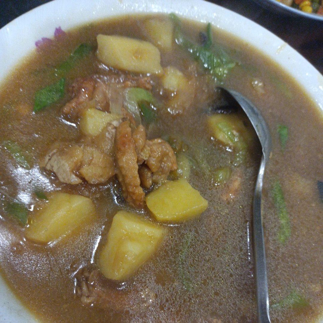 厨师长教你：“大盘土鸡”的家常与商用做法，味道醇厚分量更实在
