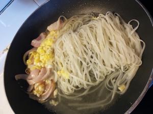 泰式虾酱炒粉 简单快捷美味家常版的做法 步骤5