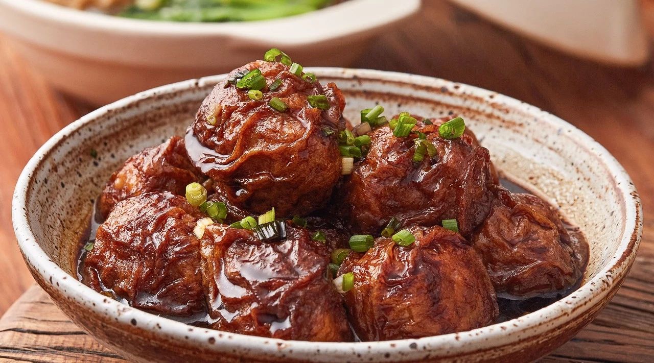 【油面筋塞肉】大上海才有的大肉丸，特别不一般！的做法