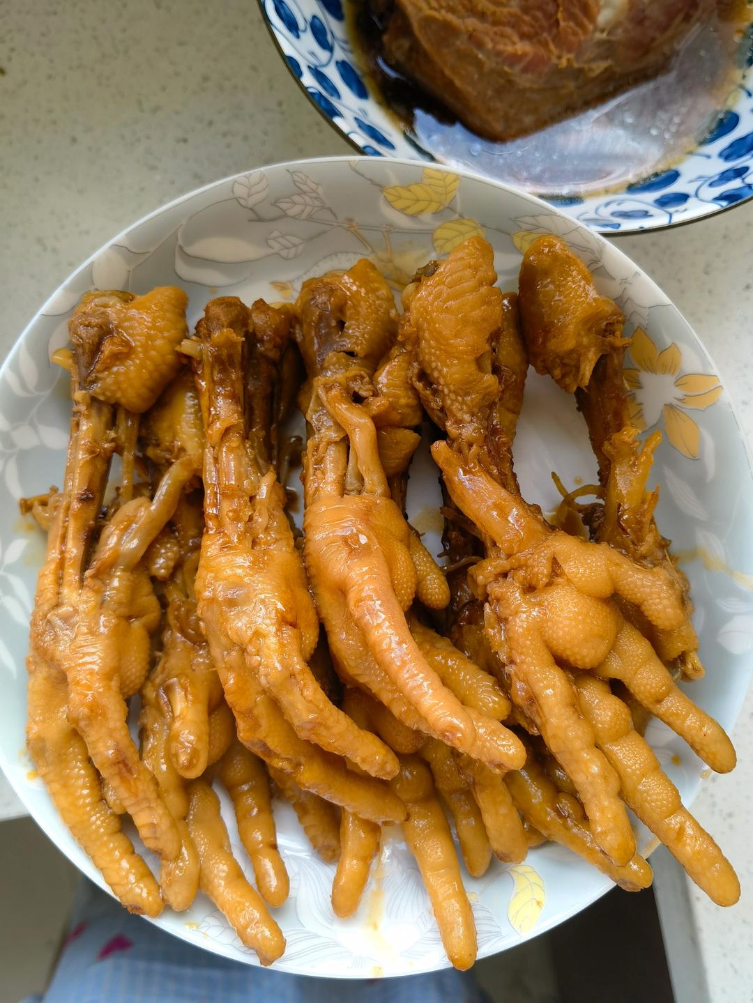 “销魂”卤鸡爪