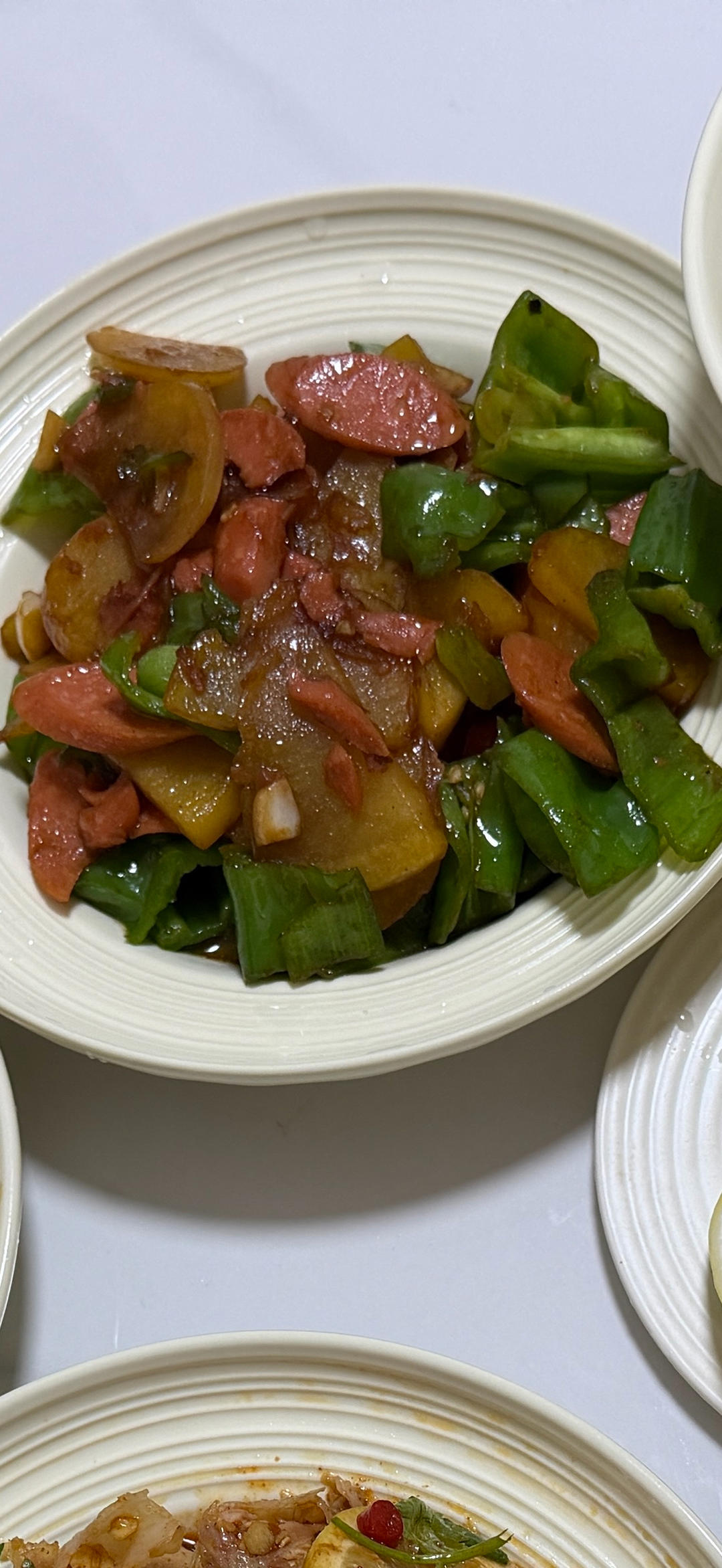 经典下饭神器———青椒火腿炒土豆片