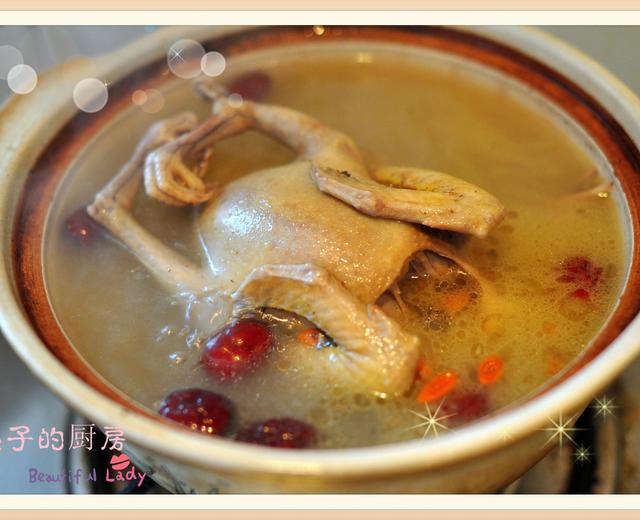 红枣枸杞乳鸽汤的做法